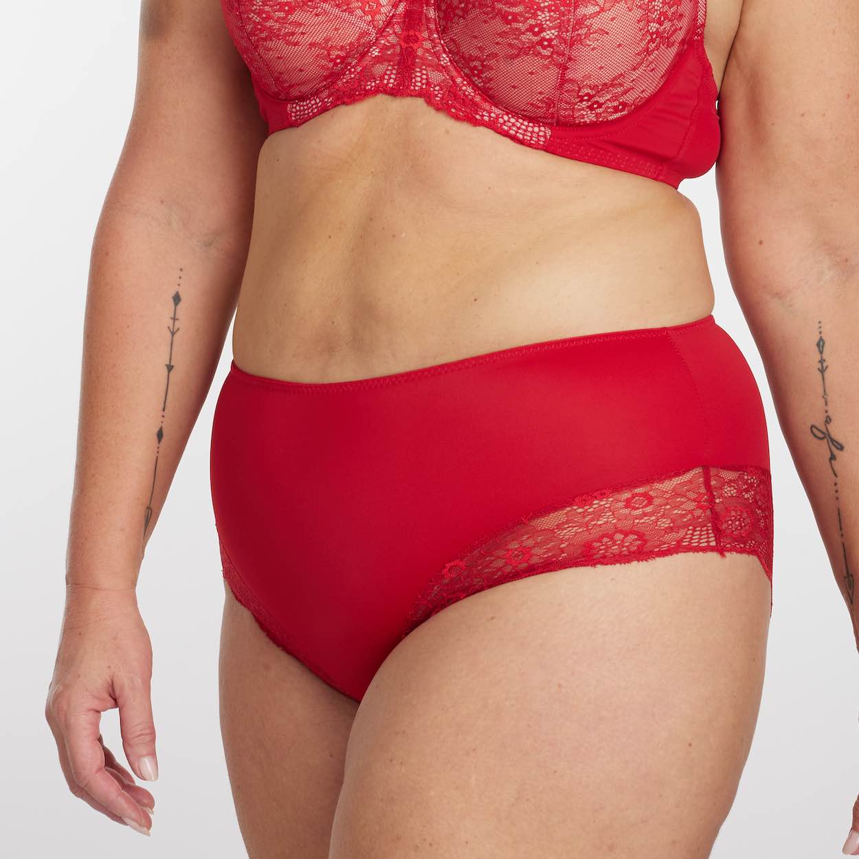 Peony Midi Brief - Savvy Red