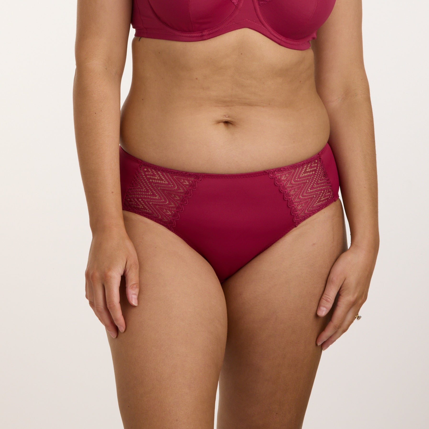 Willow Lace Midi Brief - Beaujolais
